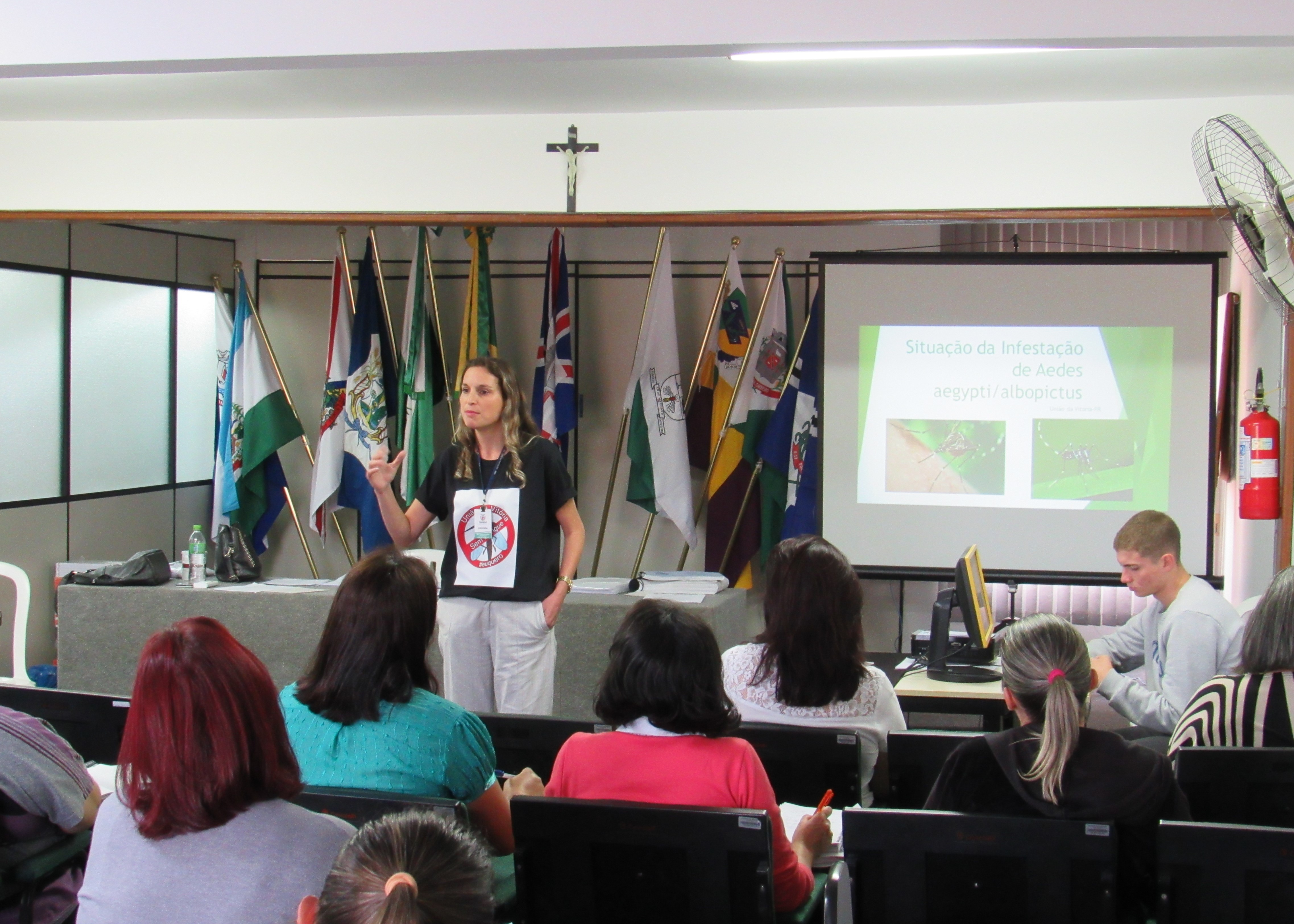 Movimento “União da Vitória Sem Dengue, Eu Quero” é apresentado durante reuniões no NRE.