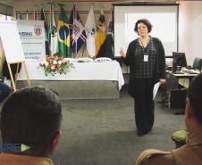 Patrulha Escolar e integrantes do NRE se reúnem para discutir sobre Bullying