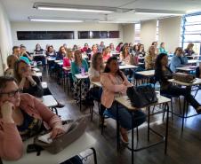 Professores de Língua Portuguesa, Matemática, Mais Aprendizagem, Salas de Apoio à Aprendizagem, parceria Sesc e Pedagogos participam de Formação Continuada.