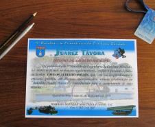 Professor Carlos Polsin é agraciado com o título de Amigo do Batalhão