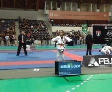 Aluna do Colégio Estadual Duque de Caxias de São Mateus do Sul é destaque nacional no Jiu Jitsu