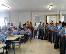Colégio Estadual Túlio de França recebe os integrantes da Banda do Colégio da Polícia Militar de Curitiba  para almoço.