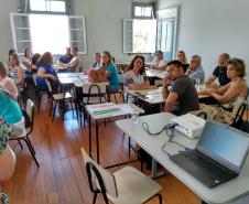 Durante a semana passada, os Professores, Pedagogos e Diretores, responsáveis pelo “Programa Mais Aprendizagem”, dos Colégios Estaduais jurisdicionados ao NRE de União da Vitória, participaram de encontros formativos na UNIUV.