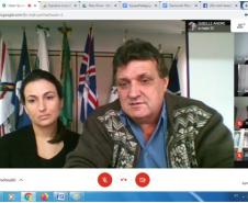 A chefia do NRE/UVA Prof. Carlos Alberto Polsin e Profª Francieli Maltauro, foram convidados e também  participaram deste momento importante.