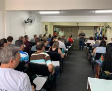 CHEFE DO NRE DE UNIÃO DA VITÓRIA REALIZA A PRIMEIRA REUNIÃO DO ANO DE 2019 COM OS DIRETORES DOS COLÉGIOS ESTADUAIS JURISDICIONADOS AO NÚCLEO.
O início do ano letivo está se aproximando e, com ele, os preparativos para a volta às aulas. Assim, na manhã de hoje, 23 de janeiro de 2019, aconteceu no auditório do NRE de União da Vitória, a primeira reunião do chefe professor Carlos Alberto Polsin com os diretores das Instituições Estaduais desta Regional.
