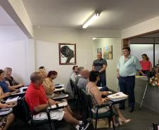 CHEFE DO NRE DE UNIÃO DA VITÓRIA REALIZA A PRIMEIRA REUNIÃO DO ANO DE 2019 COM OS DIRETORES DOS COLÉGIOS ESTADUAIS JURISDICIONADOS AO NÚCLEO.
O início do ano letivo está se aproximando e, com ele, os preparativos para a volta às aulas. Assim, na manhã de hoje, 23 de janeiro de 2019, aconteceu no auditório do NRE de União da Vitória, a primeira reunião do chefe professor Carlos Alberto Polsin com os diretores das Instituições Estaduais desta Regional.
