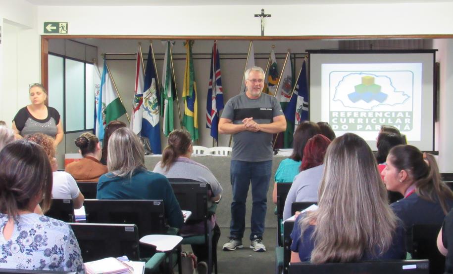 NRE realiza reuniões com coordenadores municipais de educação