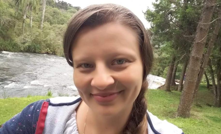 “Cruz Machado: Pequeña gran ciudad” A obra é o resultado de um projeto da Profª Helena Brzozowski Otto, juntamente com os alunos do ensino médio do Col. Est. do Campo Prof. Estanislau Wrublewski, de Santana, Cruz Machado.