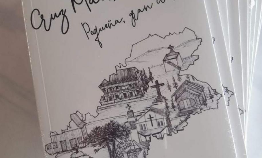 “Cruz Machado: Pequeña gran ciudad” A obra é o resultado de um projeto da Profª Helena Brzozowski Otto, juntamente com os alunos do ensino médio do Col. Est. do Campo Prof. Estanislau Wrublewski, de Santana, Cruz Machado.