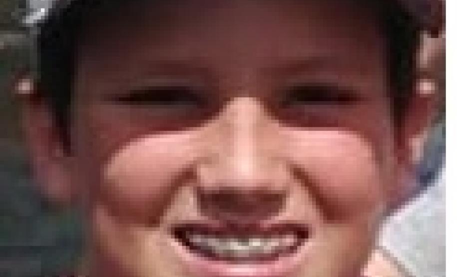 Alunos Otto Athayde do 7º C, e a Milena Popenda Bortoleto, da 3ª série do Col. Est. Duque de Caxias, de São Mateus do Sul, fazem vídeos com tutoriais para auxiliar os colegas no acesso ao Classroom.