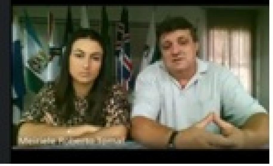 A reunião foi para troca de informações e orientações a respeito das atividades escolares que estão sendo oferecidas à distância.