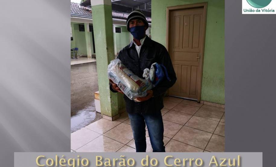 Esta medida tem facilitado o acesso destas famílias aos alimentos durante o período de suspensão das atividades escolares decorrentes da pandemia do Coronavírus e têm feito a diferença na vida de muitos alunos e suas famílias.