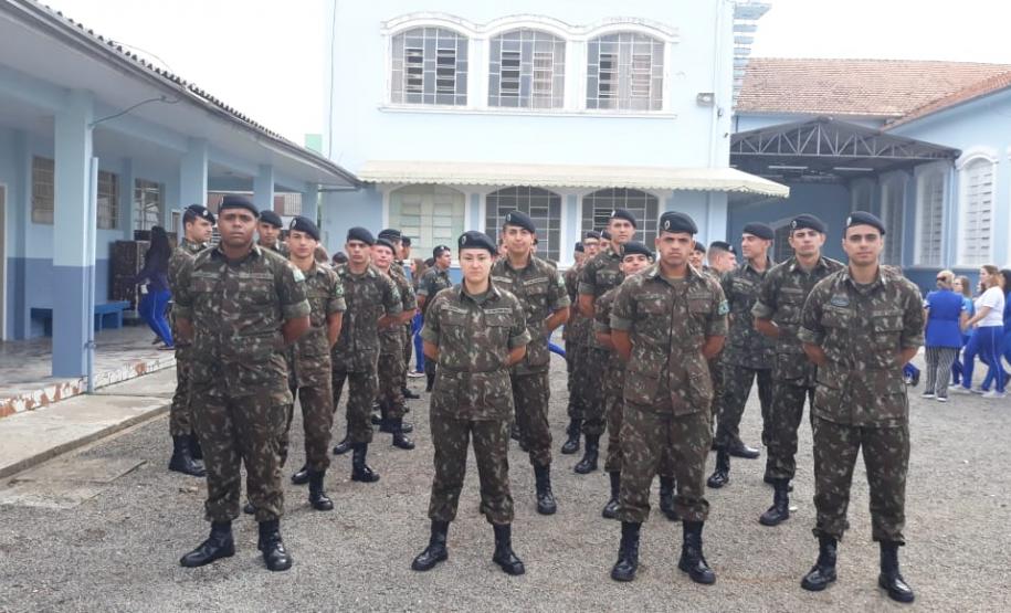 Teve início no dia 20 de fevereiro de 2019, no Colégio Estadual Túlio de França, o Projeto Nossa Bandeira – Escola de Civismo. O Referido projeto é uma diretriz do Comandante do Exército Brasileiro, visando incentivar os jovens estudantes de todo o território nacional a conhecerem e cultuarem os Símbolos Nacionais.