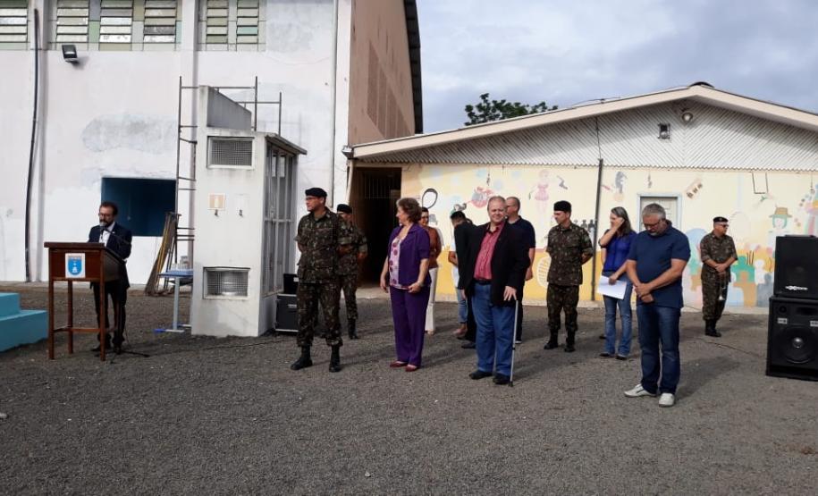 Teve início no dia 20 de fevereiro de 2019, no Colégio Estadual Túlio de França, o Projeto Nossa Bandeira – Escola de Civismo. O Referido projeto é uma diretriz do Comandante do Exército Brasileiro, visando incentivar os jovens estudantes de todo o território nacional a conhecerem e cultuarem os Símbolos Nacionais.